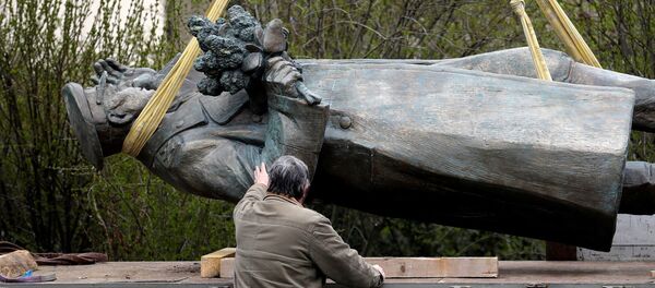 Снос памятника Коневу в Праге - Sputnik Беларусь