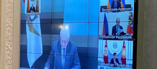 Рабочая встреча членов Высшего Евразийского экономического совета проходит в формате видеоконференции Рабочая встреча членов Высшего Евразийского экономического совета проходит в формате видеоконференции - Sputnik Беларусь