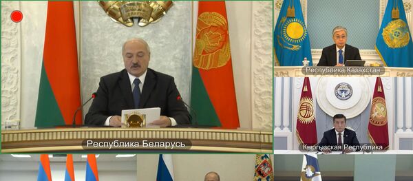 Лукашенко предложил перейти в офлайн: как прошла видеоконференция ЕАЭС - Sputnik Беларусь