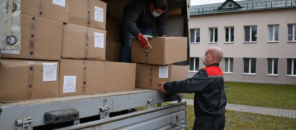 Росатом передал врачам Гродненской области 50 тысяч респираторов - Sputnik Беларусь