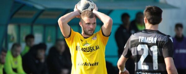 Защитник солигорского Шахтера Сергей Матвейчик  - Sputnik Беларусь