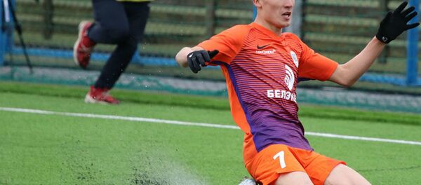 Узбекский нападающий Энергетика-БГУ Жасур Яхшибоев Узбекский нападающий Энергетика-БГУ Жасур Яхшибоев - Sputnik Беларусь