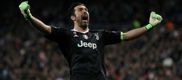 Итальянский голкипер Джанлуиджи Буффон  - Sputnik Беларусь