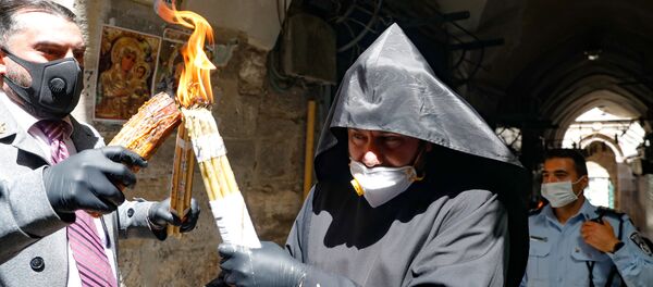 Схождение Благодатного огня в Иерусалиме - Sputnik Беларусь