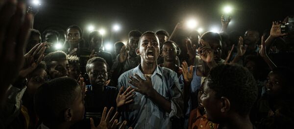 Снимок Straight Voice фотографа Yasuyoshi Chiba, ставший главным победителем конкурса World Press Photo 2020 - Sputnik Беларусь