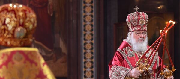 Патрыярх Маскоўскі і ўсяе Русі Кірыл падчас святочнага велікоднага набажэнства ў храме Хрыста Збавіцеля ў Маскве - Sputnik Беларусь