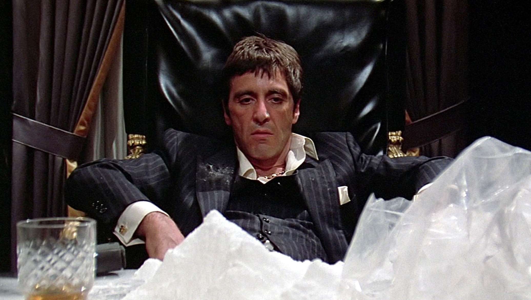 how much money is al pacino worth - Ilustrasi 3