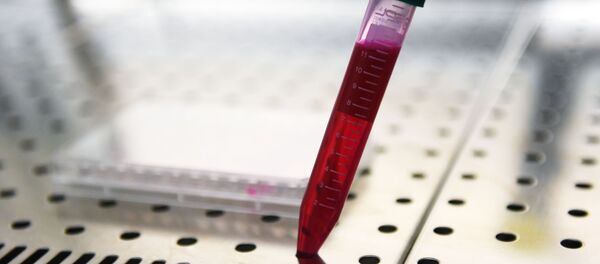 Препарат в кабинете научно-исследовательской лаборатории - Sputnik Беларусь