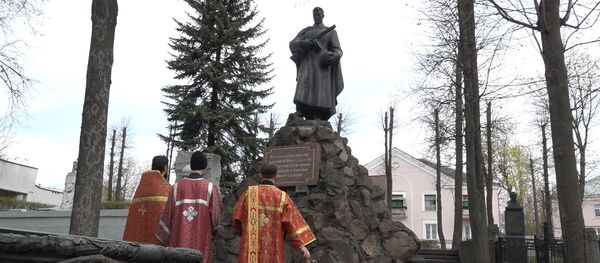 Радуница на Военном кладбище: освятили могилы и помолились за предков - Sputnik Беларусь