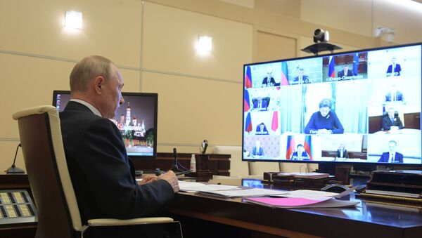 Владимир Путин провел совещание с главами регионов по борьбе с распространением коронавируса в РФ - Sputnik Беларусь
