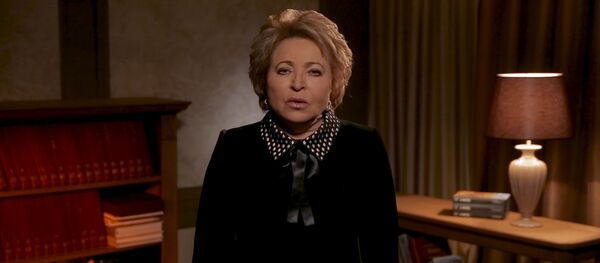 Чытайце вершы пра вайну: спікер Савета Федэрацыі Расіі аб 75-годдзі Перамогі Чытайце вершы пра вайну: спікер Савета Федэрацыі Расіі аб 75-годдзі Перамогі - Sputnik Беларусь