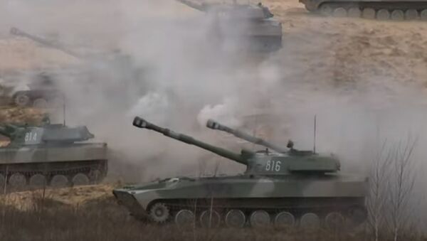 Белорусские артиллеристы соревнуются на Осиповичском полигоне - Sputnik Беларусь
