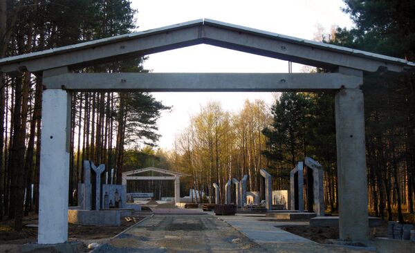 Хатынь, за якую ніхто не адказаў: у Беларусі аднаўляюць памяць пра Олу Хатынь, за якую ніхто не адказаў: у Беларусі аднаўляюць памяць пра Олу - Sputnik Беларусь