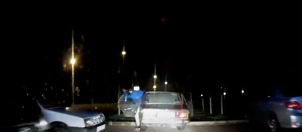 Погоня за пьяным бесправником в Гомеле, видео - Sputnik Беларусь