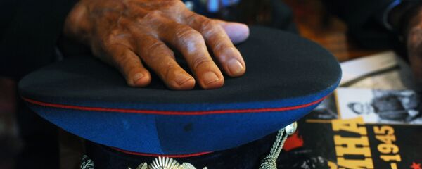 Форменная фуражка ветерана Великой Отечественной войны Форменная фуражка ветерана Великой Отечественной войны - Sputnik Беларусь