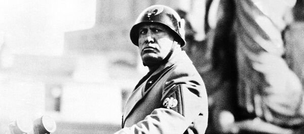 Бенито Муссолини 3 февраля 1937 года - Sputnik Беларусь