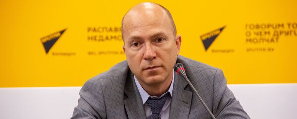 Галоўны ўрач 1-й гарадской клінічнай бальніцы Мінска, старшыня Беларускай асацыяцыі ўрачоў Дзмітрый Шаўцоў Галоўны ўрач 1-й гарадской клінічнай бальніцы Мінска, старшыня Беларускай асацыяцыі ўрачоў Дзмітрый Шаўцоў - Sputnik Беларусь