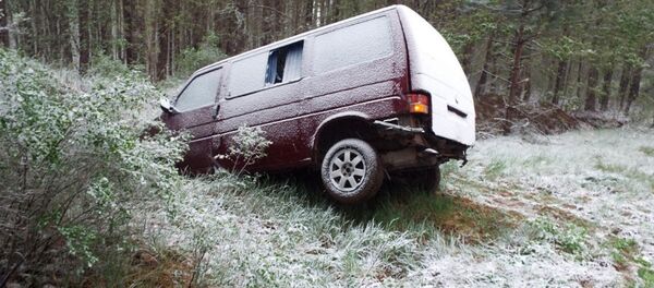 Пьяный белорус на машине нарушил границу Беларуси и Литвы - Sputnik Беларусь