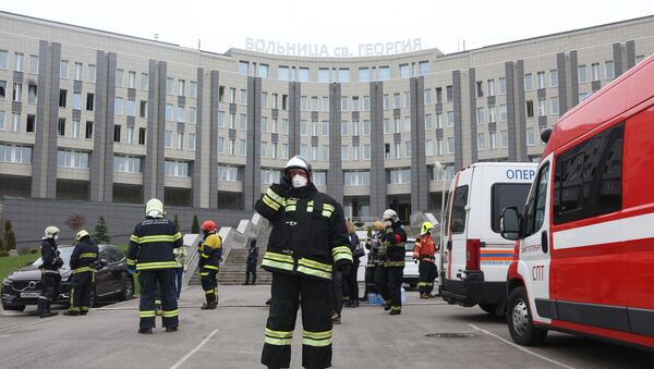 Пожар в больнице Святого Георгия в Санкт-Петербурге - Sputnik Беларусь