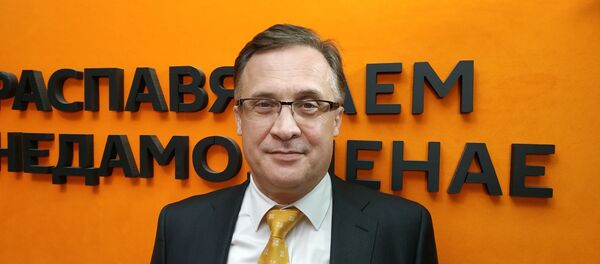 Савиных: интриги на выборах, долгожданный шенген и юбилей референдума - Sputnik Беларусь