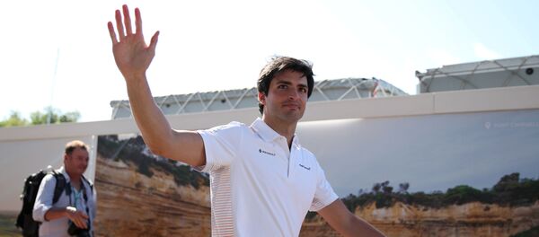 Испанский пилот Формулы-1 Карлос Сайнс-младший Испанский пилот Формулы-1 Карлос Сайнс-младший - Sputnik Беларусь