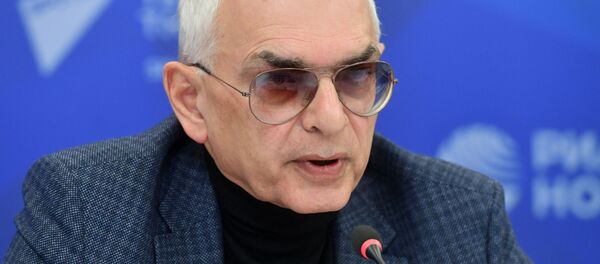 Рэжысёр Карэн Шахназараў Рэжысёр Карэн Шахназараў - Sputnik Беларусь