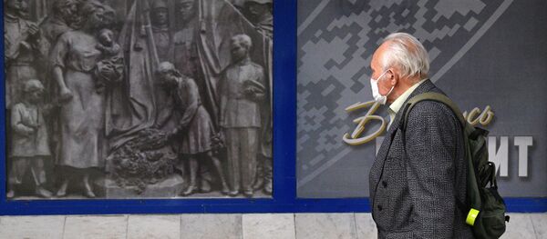 Мінчане ў масках Мінчане ў масках - Sputnik Беларусь