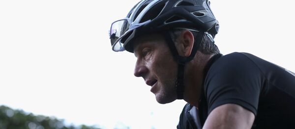 Бывший американский велогонщик Лэнс Армстронг - Sputnik Беларусь