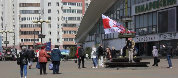 Сбор подписей с дресс-кодом: как начался новый этап избирательной кампании - Sputnik Беларусь