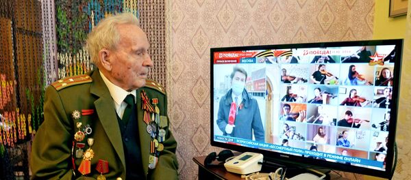 Больш за 20 мільёнаў праглядаў набраў трансляцыя Бессмяротны полк анлайн - Sputnik Беларусь