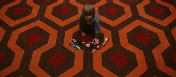 Кадр из фильма Стэнли Кубрика Сияние по роману Стивена Кинга - Sputnik Беларусь