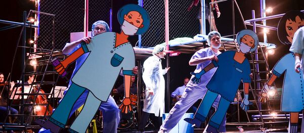 Бродвейский мюзикл Недалеко от нормы в постановке Театра Территория мюзикла - Sputnik Беларусь