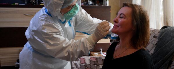 Забор тэстаў на COVID Забор тэстаў на COVID - Sputnik Беларусь