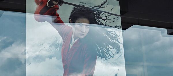 Почти в убыток одного человека готовы радовать: как выживают кинотеатры - Sputnik Беларусь