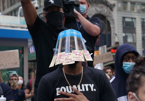 Протестующие в Нью-Йорке - Sputnik Беларусь