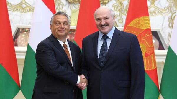 Премьер-министр Венгрии Виктор Орбан во время встречи с белорусским президентом Александром Лукашенко в Минске - Sputnik Беларусь