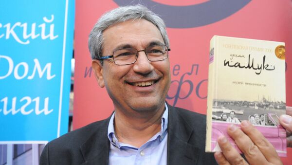 Лауреат Нобелевской премии по литературе, турецкий писатель Орхан Памук - Sputnik Беларусь