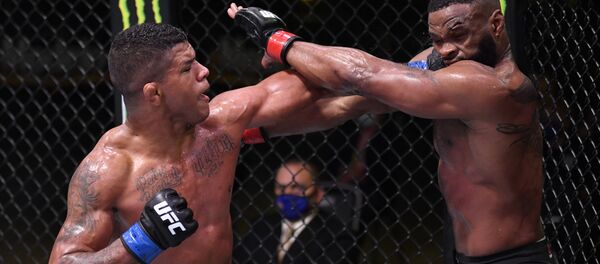 Бой в рамках чемпионата UFC, архивное фото - Sputnik Беларусь