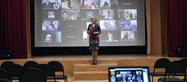 Последний звонок онлайн  - Sputnik Беларусь