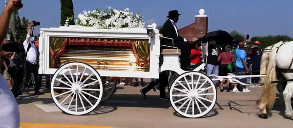 Видеофакт: Джорджа Флойда похоронили в Хьюстоне - Sputnik Беларусь