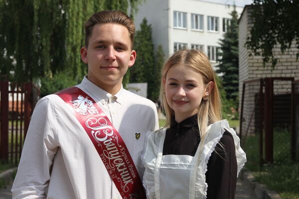 Без бала на корабль: выпускные в Бресте прошли в сокращенном формате - Sputnik Беларусь