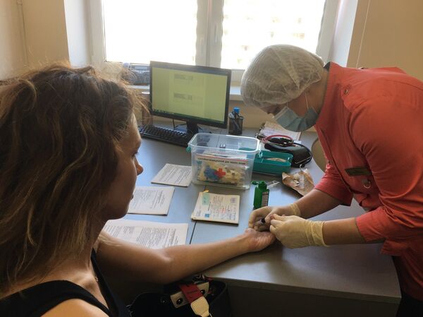 Донор плазмы для больных COVID-19: чем болела, узнала, когда выздоровела - Sputnik Беларусь