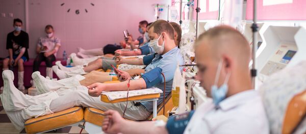 Доноры сдают кровь  - Sputnik Беларусь