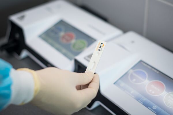 Донор плазмы для больных COVID-19: чем болела, узнала, когда выздоровела - Sputnik Беларусь