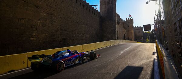 Свободные заезды на этапе Формулы-1 в Баку - Sputnik Беларусь