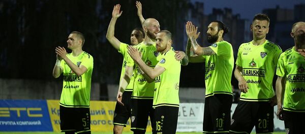 Футболисты солигорского Шахтера - Sputnik Беларусь