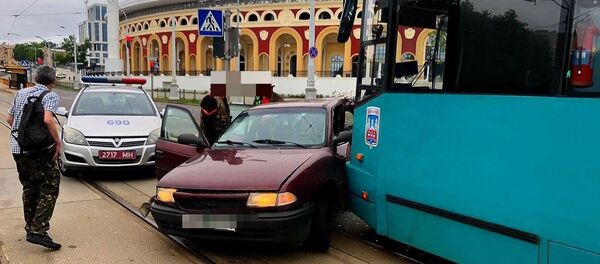 ДТП произошло на трамвайных путях - Sputnik Беларусь