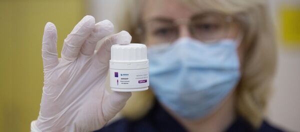Препарат Авифавир для лечения COVID-19 начали поставлять в регионы России - Sputnik Беларусь