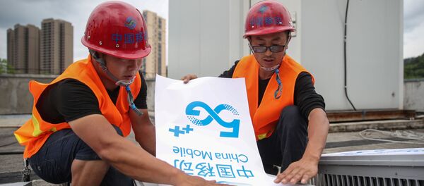 Установка оборудования для сетей 5G, архивное фото - Sputnik Беларусь