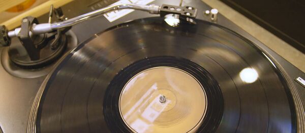 Пицца в обмен на винил - как работает ресторан для меломанов во Флоренции Пицца в обмен на винил - как работает ресторан для меломанов во Флоренции - Sputnik Беларусь